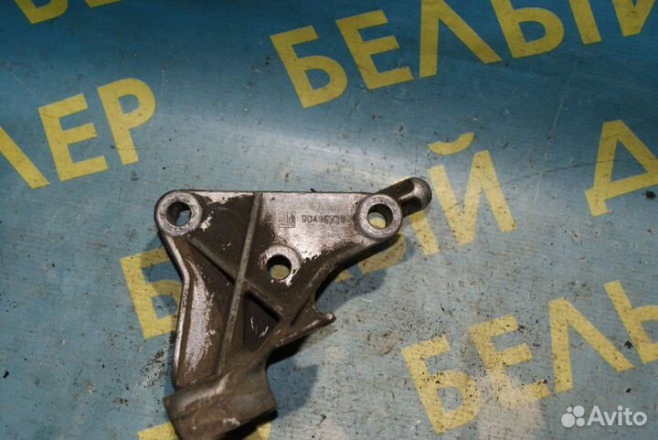 Кронштейн кпп Opel Vectra B