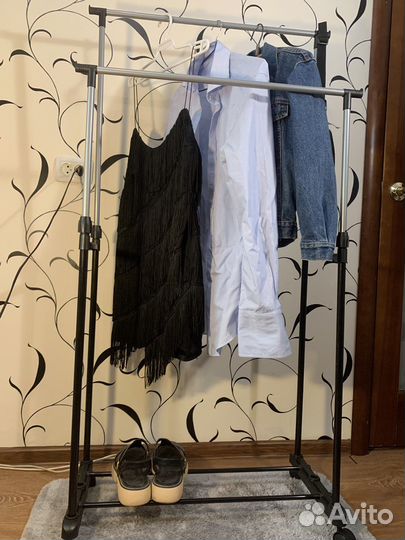 Вешалка напольная