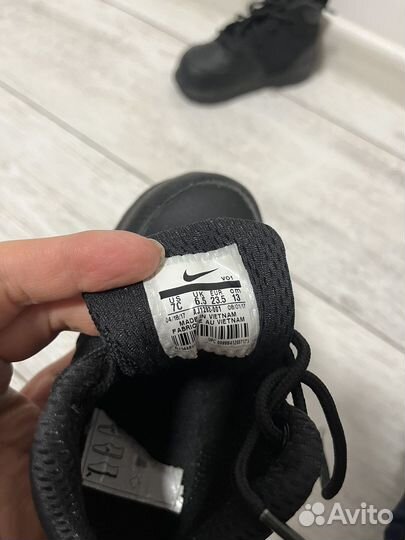 Ботинки nike 23