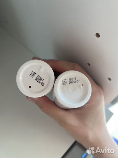 EltaMD UV Clear broad spectrum spf46 / 40