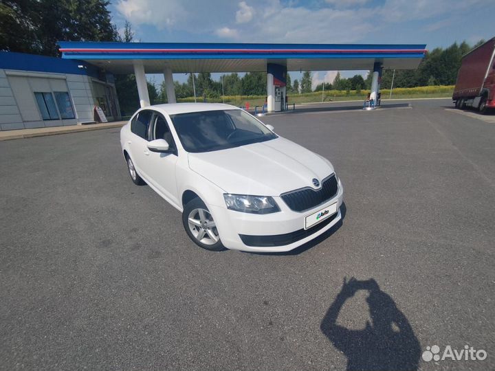 Skoda Octavia 1.6 AT, 2015, 352 000 км