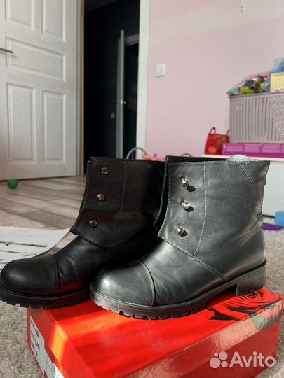 Ботинки демисезонные