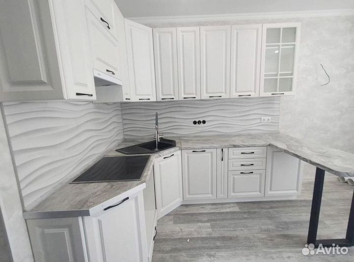 Кухонный гарнитур в наличии