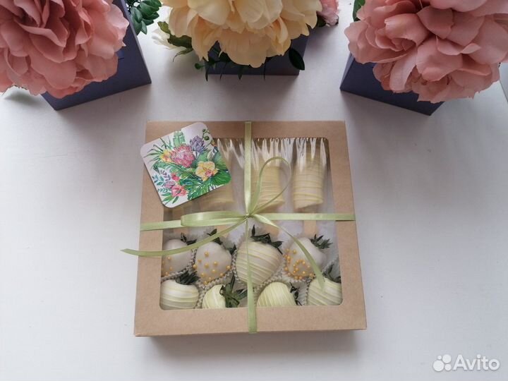 Наборы из клубники и бананов в шоколаде Казань