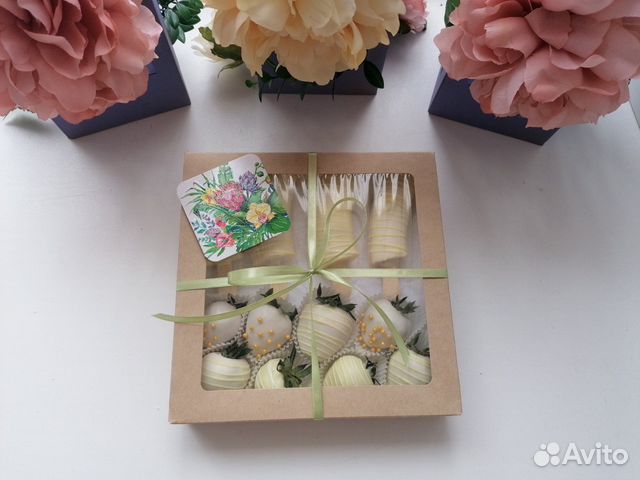 Наборы из клубники и бананов в шоколаде Казань