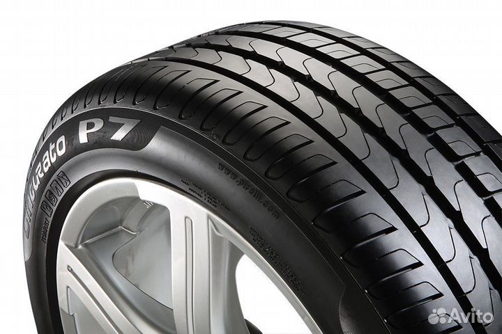 Pirelli Cinturato P7 215/45 R17 91W