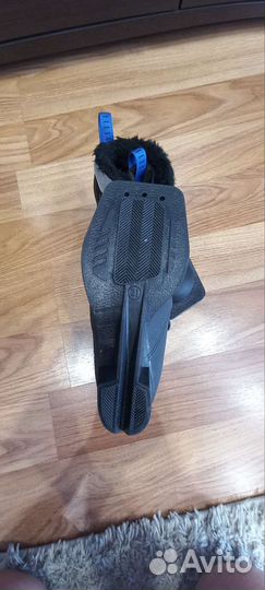 Лыжные ботинки детские 31 размер