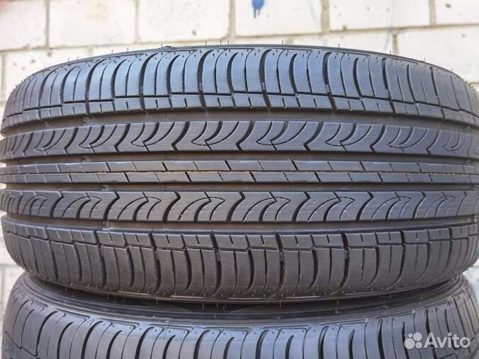 Nexen Classe Premiere CP672 215/50 R17 91V