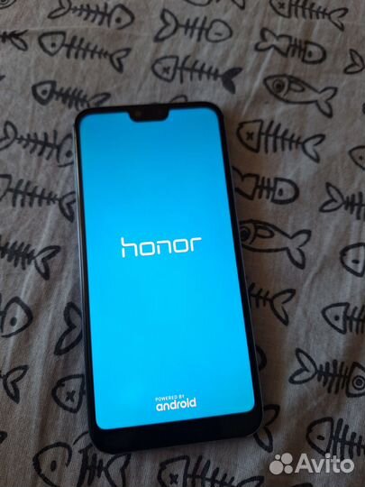 HONOR 10, 4/64 ГБ