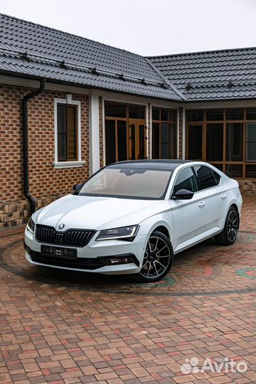 Skoda Superb 2.0 AMT, 2018, 104 000 км