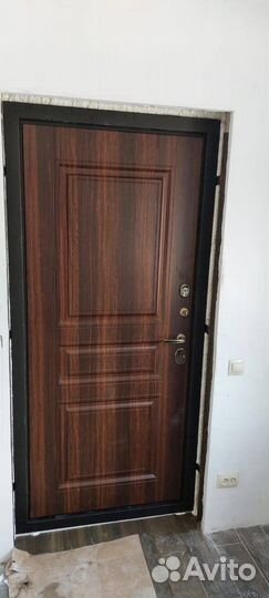 Дверь входная металлическая с терморазрывом