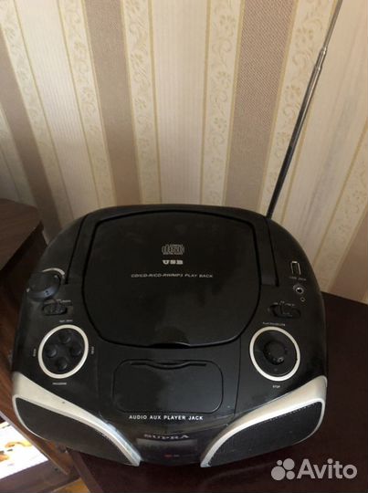 Музыкальный центр