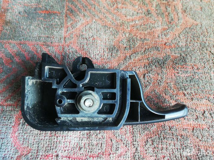 Ручка открывания лючка бензобака Митсубиси асх