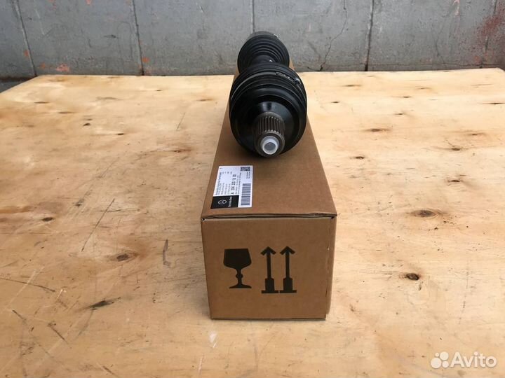 Привод передний левый Mercedes GLK X204