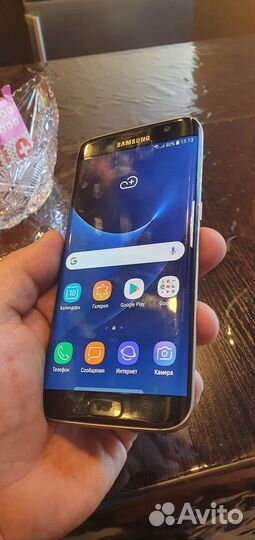Телефон Samsung Galaxy S7 edge
