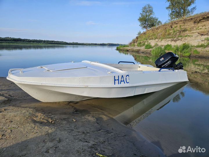 Лодка Обь М