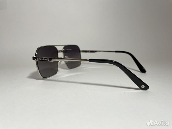 Солнцезащитные очки Cartier