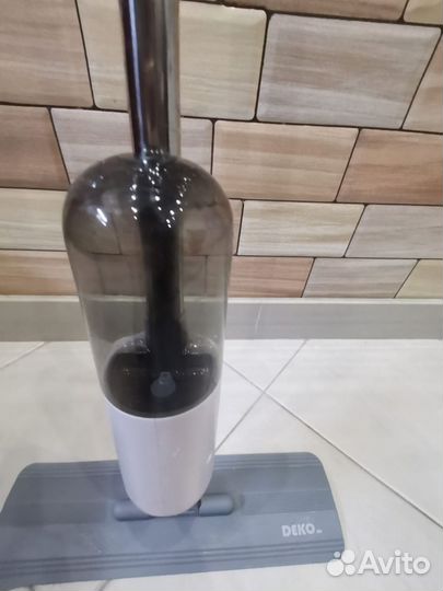 Швабра со встроенным распылитем