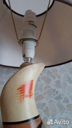 Лампа настольная