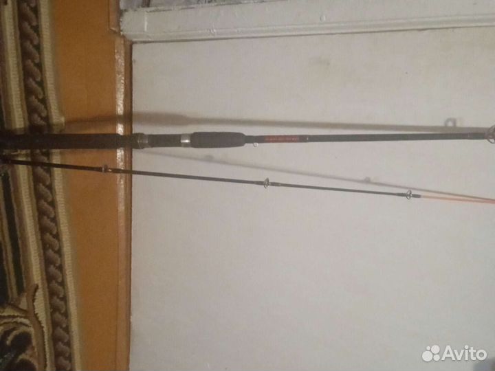 Спининг крокодил 180см