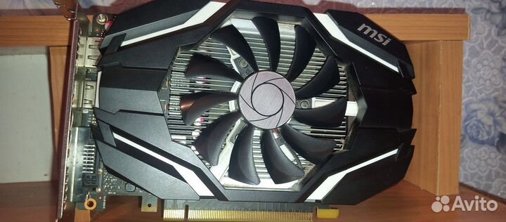 Видеокарта GTX 1050 2gb