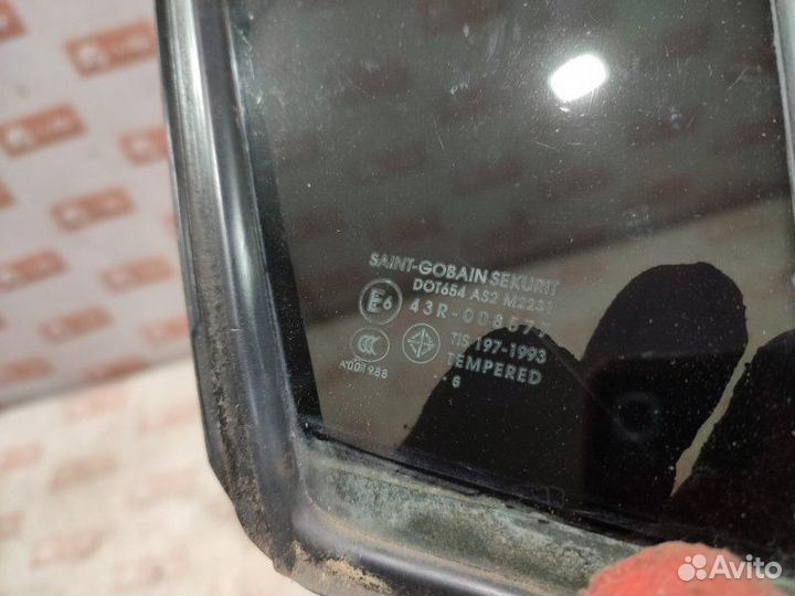 Стекло двери заднее правое Mazda Mazda3 BK LF 2008