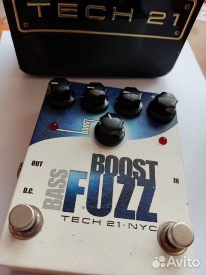 Bass Boost Fuzz – Tech 21 NYC