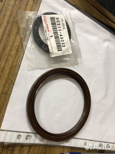 Сальник коленвала Lexus LS460