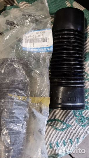 Пыльники стоек задних Mazda Capella