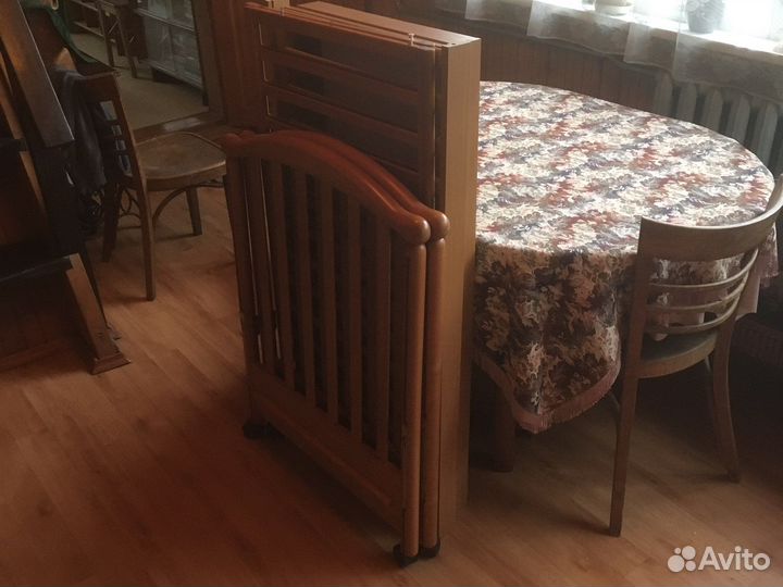 Детская кроватка pali