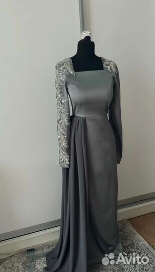 Вечернее платье