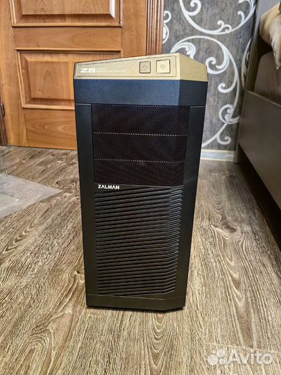 Корпус для компьютера Zalman z5 plus