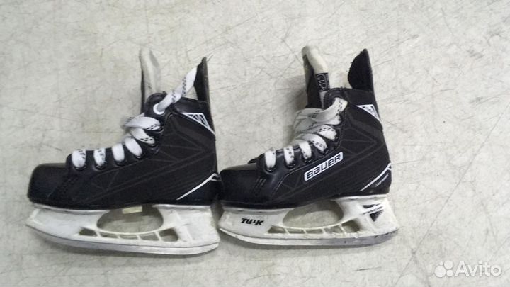 Коньки Bauer Supreme S140 YTH 11 R