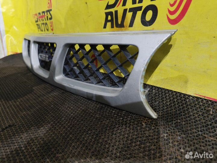 Решетка радиатора Toyota Starlet EP81