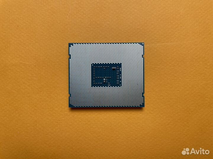 Серверный Intel xeon E5 2660 V3 в наличии