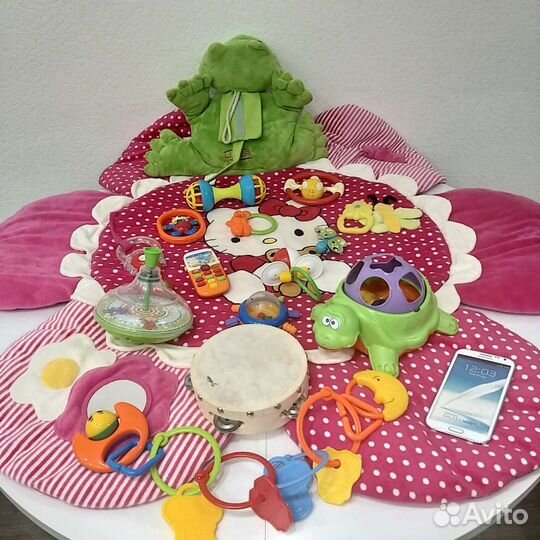 Развивающие игрушки пакетом 0+