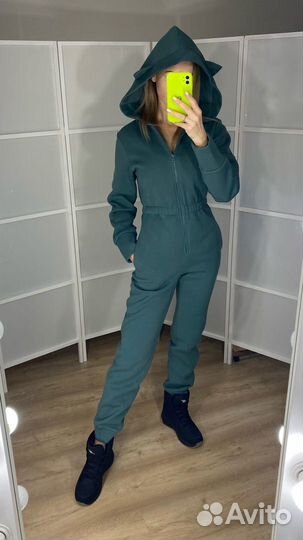 Комбинезон женский