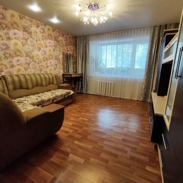 2-к. квартира, 49,7 м², 1/3 эт.