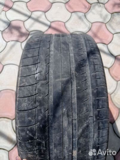 Michelin Latitude Sport 295/35 R21