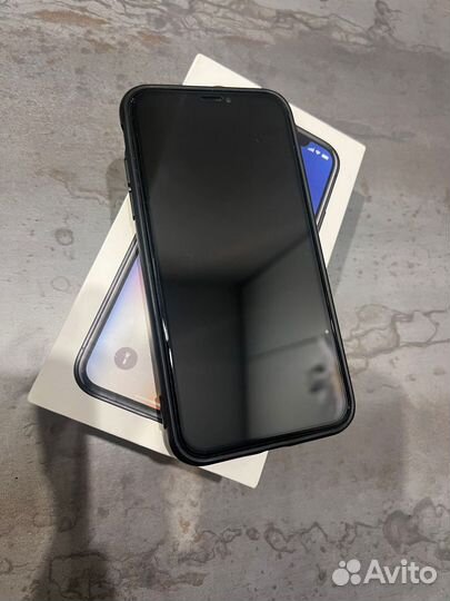 iPhone X, 256 ГБ