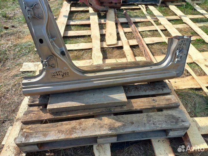 Порог правый Chevrolet Lacetti хэтчбек 2010