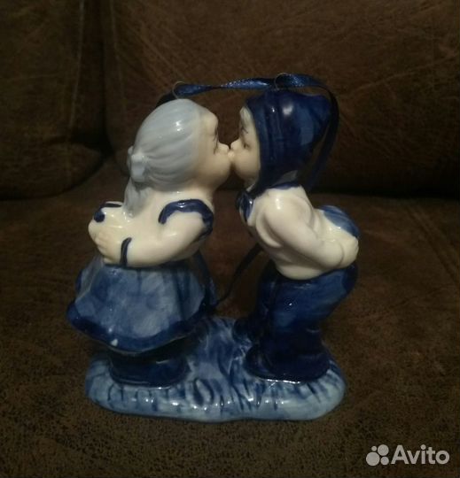 Фарфоровые статуэтки елочная игрушка подсвечник