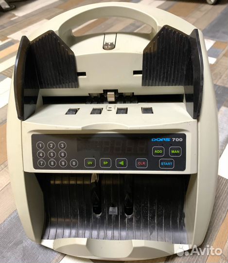 Счетчик банкнот Dors 700