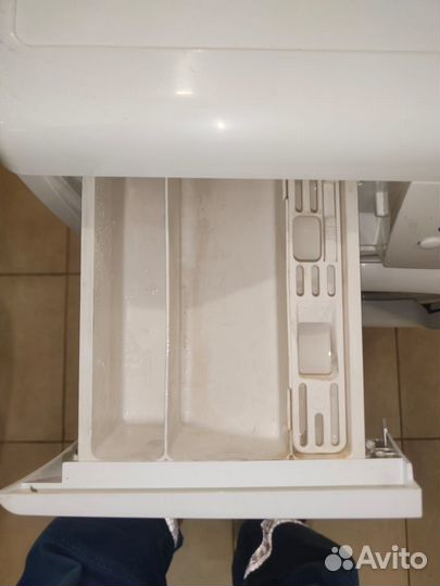 Стиральная машина Whirpool AWG800