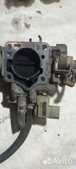 Дроссельная заслонка Toyota Corona T190