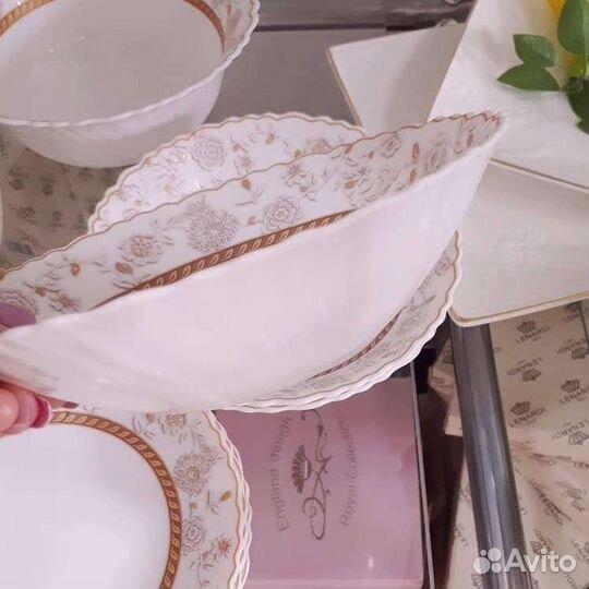 Набор столовой посуды