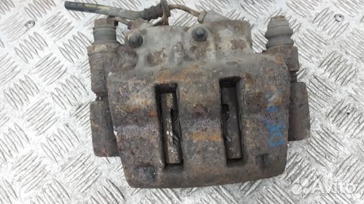 Суппорт тормозной передний левый renault master 2
