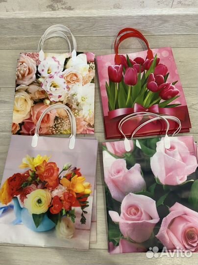 Пакеты подарочные