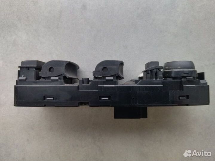 Блок управления стеклоподъемниками Bmw X3 F25 2012