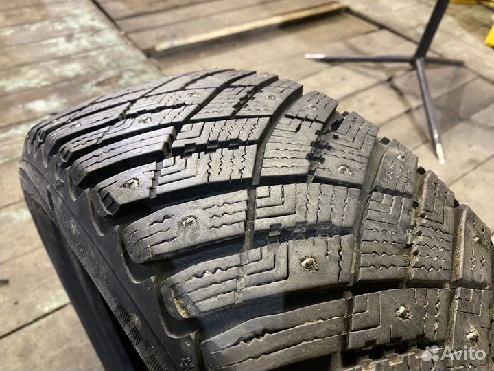 Goodyear Ultragrip Ice Arctic 185/55 R15 86T